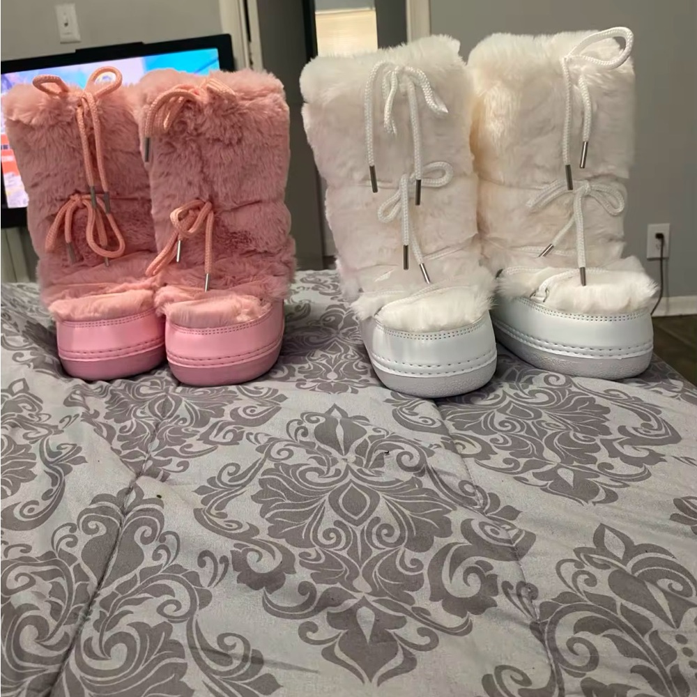 Women Faux Fur Boots Middle Claf Lace-up Waterproof Platform Snow Boots